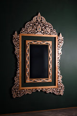 Narjis Collection mirror