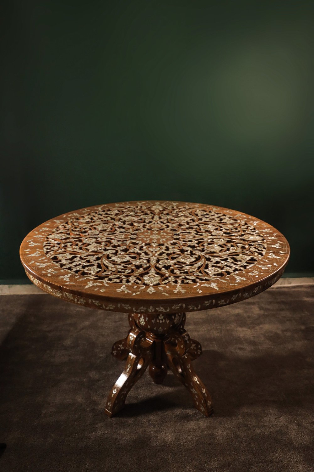 Handmade Middle Table for Living Room  Inlaid with Mother of Pearls