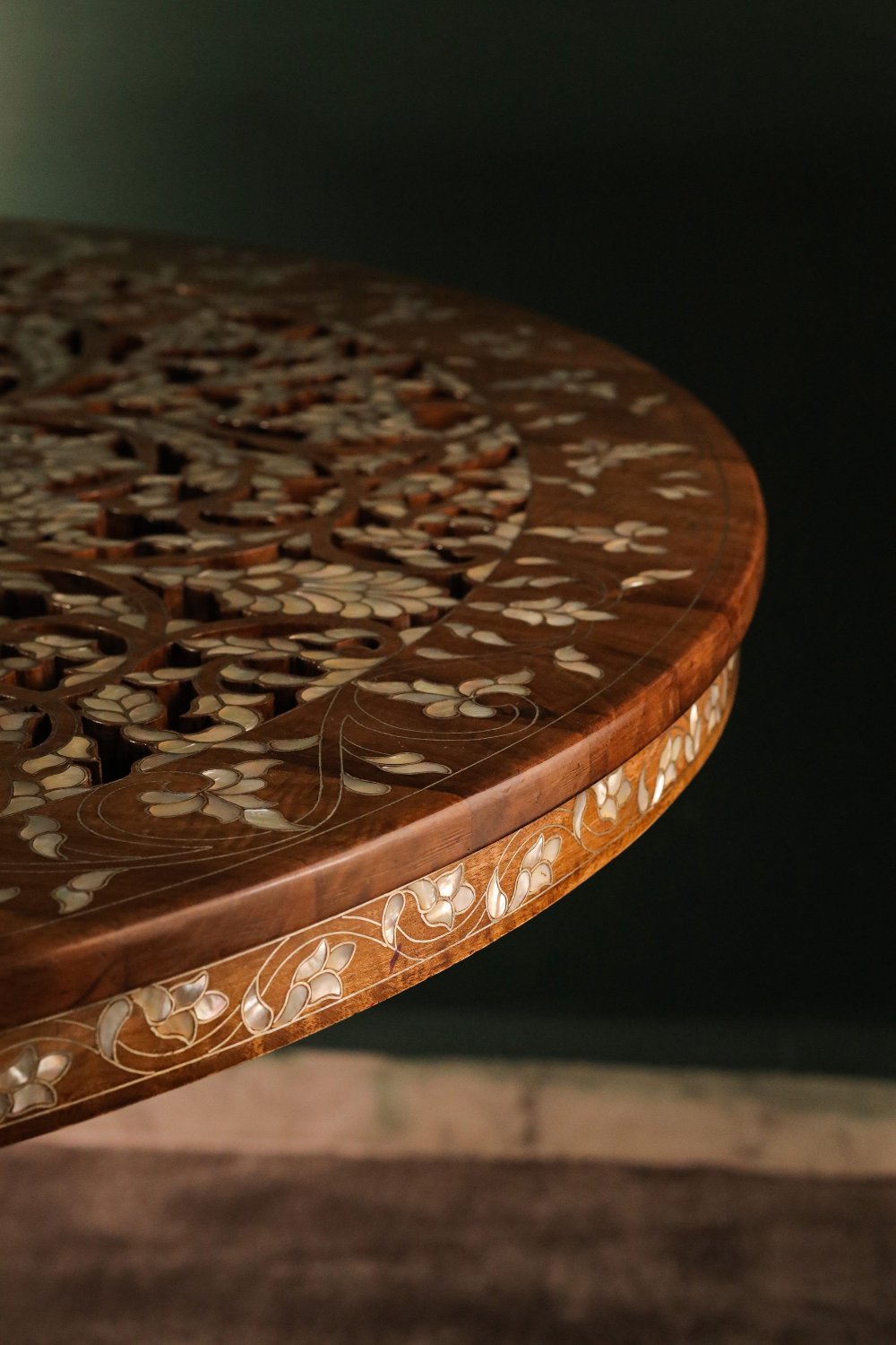 Handmade Middle Table for Living Room  Inlaid with Mother of Pearls